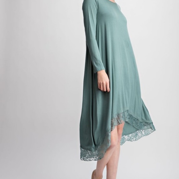😊 Lace Hem Hi Lo Basil Loose Tunic Dress - Picture 2 of 5